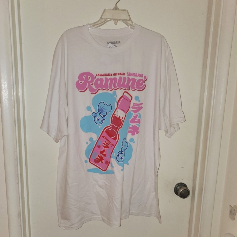 Plus size ramune shirt